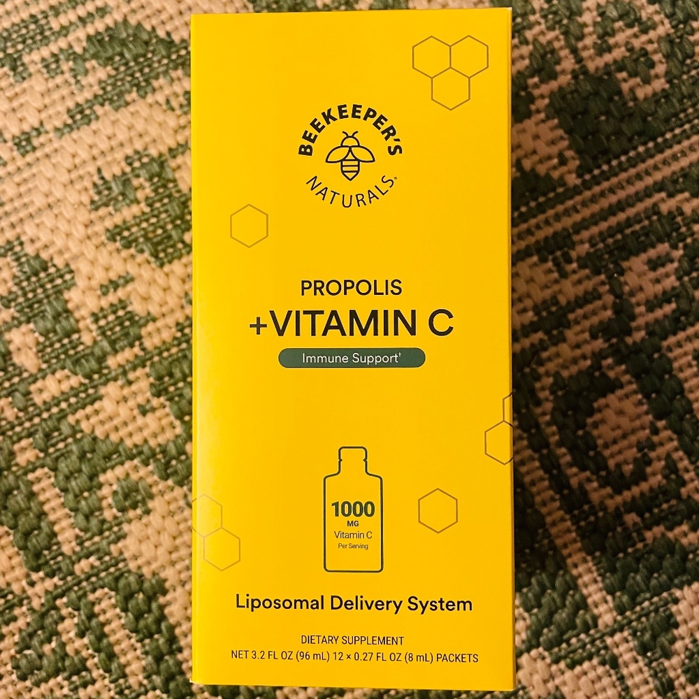 Beekeeper’s Naturals Propolis + Vitamin C Immune Support